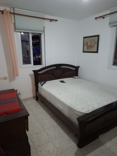 למכירה דירה 5 חד באירוס הארגמן נתניה