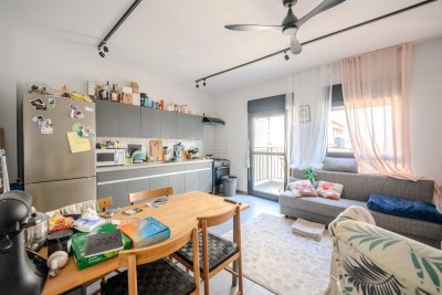 למכירה דירה 2 חד ביסוד המעלה תל אביב