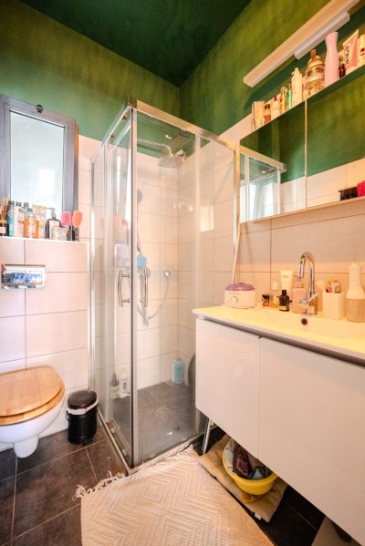 למכירה דירה 2 חד ביסוד המעלה תל אביב