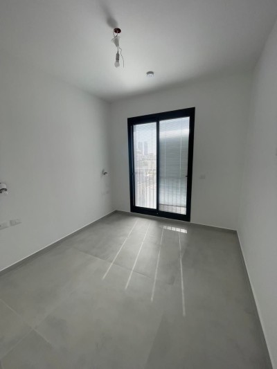 להשכרה דירה 2 חד באלנבי תל אביב