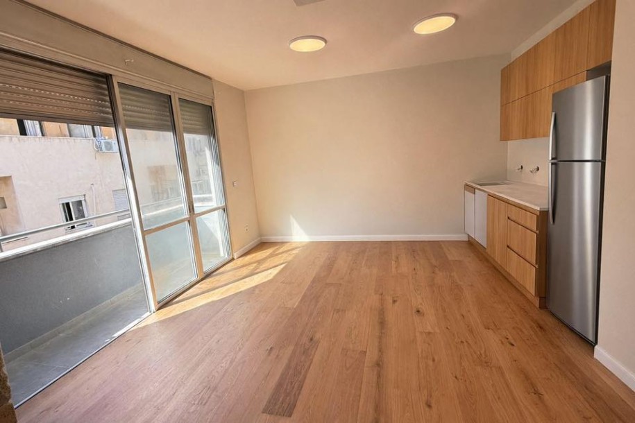 למכירה מתווך !!! רחוב החלוצים-2