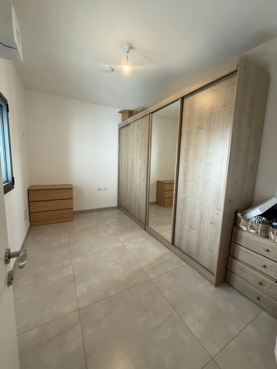 להשכרה דירה 5 חד באמנון ליפקין שחק 8 נתניה