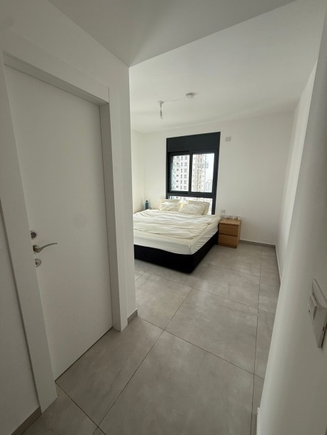 דירת 5 חדרים להשכרה בנוף הטיילת נתניה – קומה גבוהה עם נוף לים-5