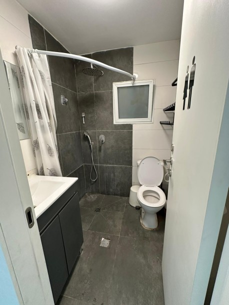 דירת 4 חדרים קרקע להשכרה באזור דתי מבוקש בנתניה-4