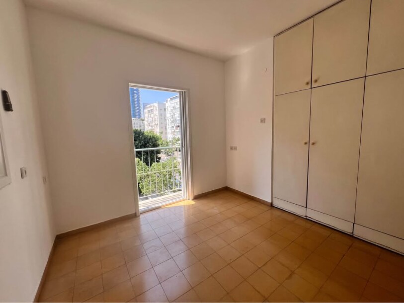 להשכרה מתווך !! רחוב ירושלמי-6