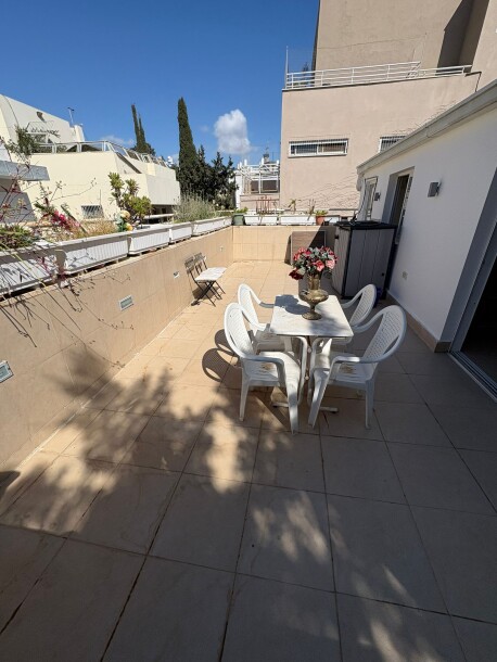 להשכרה מתווך ! רחוב בר גיורא-1