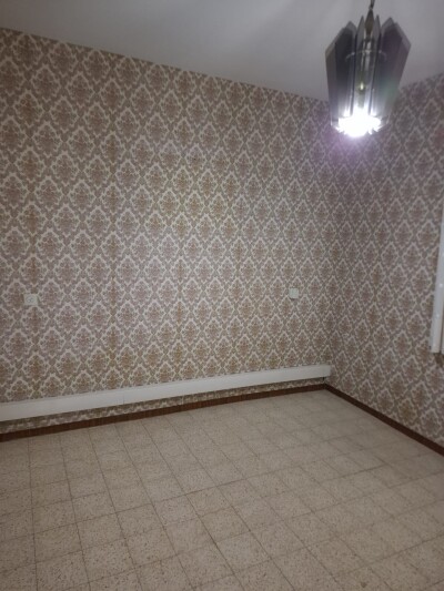 למכירה דירה 3 חד בבן יהודה נתניה