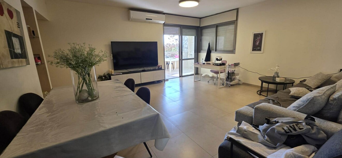 למכירה מתווך !!! רחוב: חנה סנש, הרצליה !-2