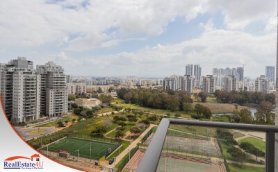 למכירה דירה 4 חד בבן גוריון 143 נתניה