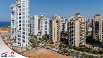למכירה דירה 5 חד באהוד מנור 8 נתניה