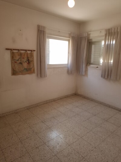 למכירה בית פרטי/קוטג 5 חד בניל"י נתניה