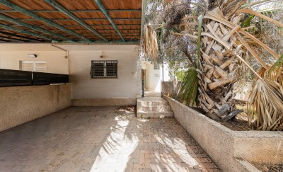 למכירה בית פרטי/קוטג 6 חד בסחלב 31 נתניה