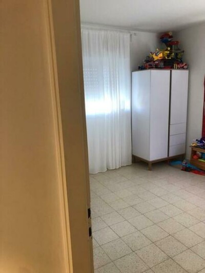 להשכרה דירה 3 חד במוטה גור נתניה